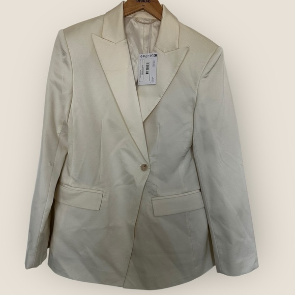 NWT & Other Stories | Relaxed Cut-Away Tailored Blazer | White | US 6 - Picture 3 of 11